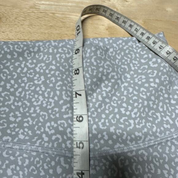Lululemon Wunder Train High-Rise Tight 28" Leopard Daisy Starlight Gray Sz 0 NWT - Picture 10 of 11